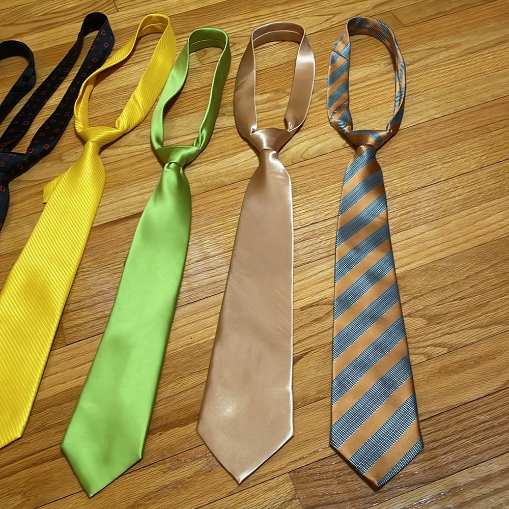 (6) Bundle of Mens Ties - Picture 3 of 6